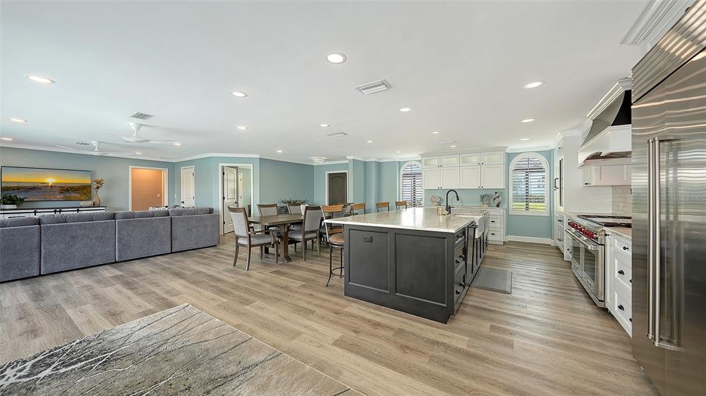 595 Bowsprit Lane Longboat Key, FL 34228 - Photo 18 of 49