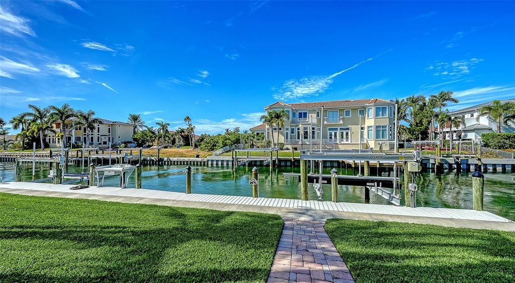 595 Bowsprit Lane Longboat Key, FL 34228 - Photo 40 of 49