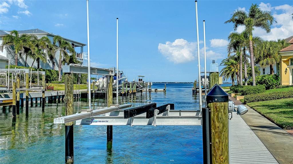 595 Bowsprit Lane Longboat Key, FL 34228 - Photo 45 of 49