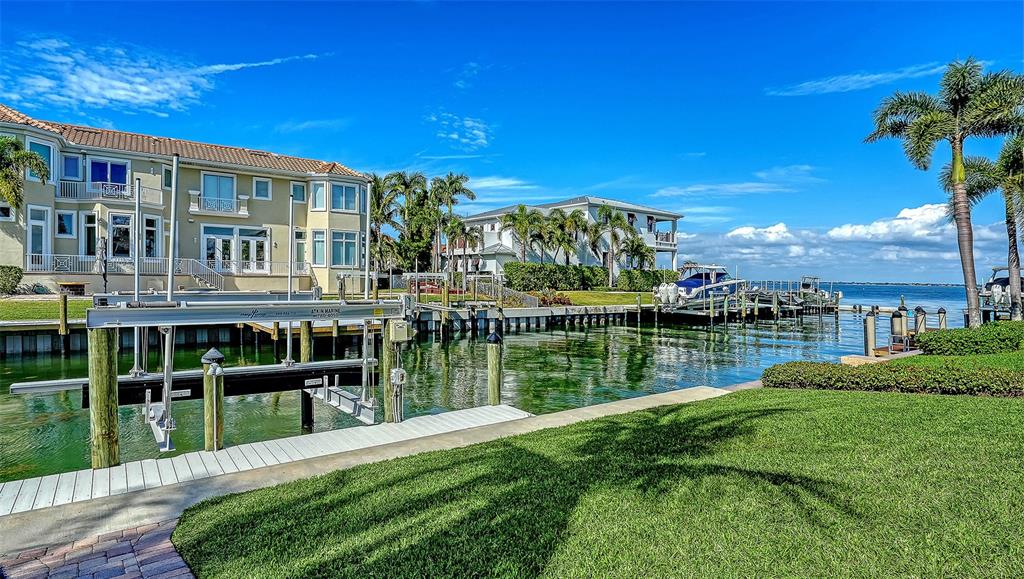 595 Bowsprit Lane Longboat Key, FL 34228 - Photo 48 of 49