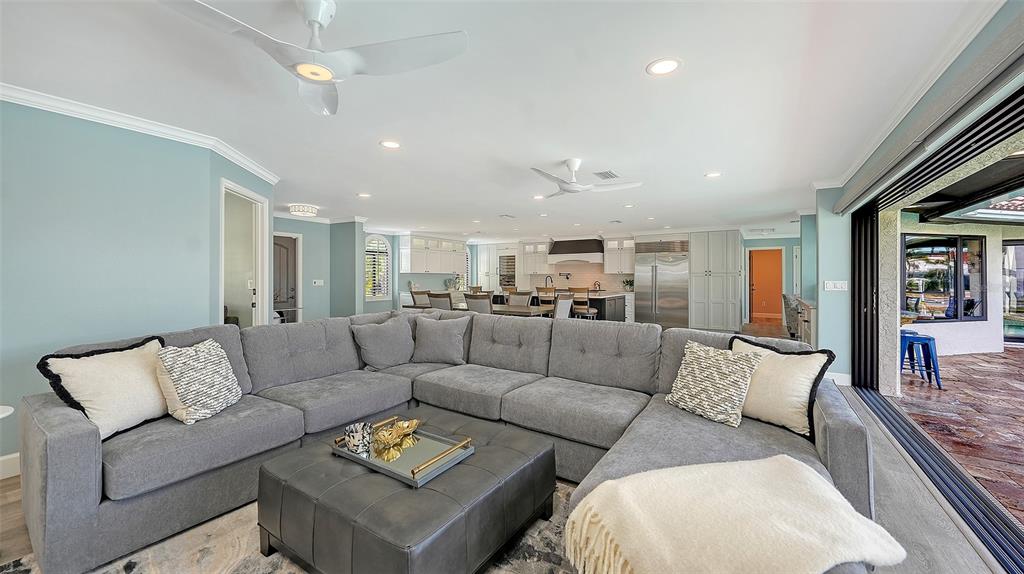 595 Bowsprit Lane Longboat Key, FL 34228 - Photo 8 of 49