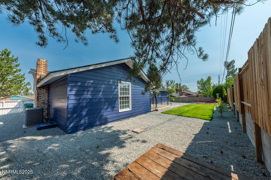 3390 Cashill Boulevard Reno, NV 89509 - Photo 46 of 51 a view of a backyard with a garden
