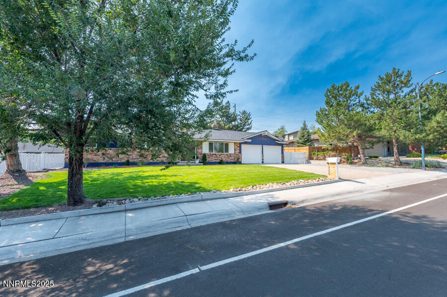 3390 Cashill Boulevard Reno, NV 89509 - Photo 6 of 51 a view of a house with a swimming pool