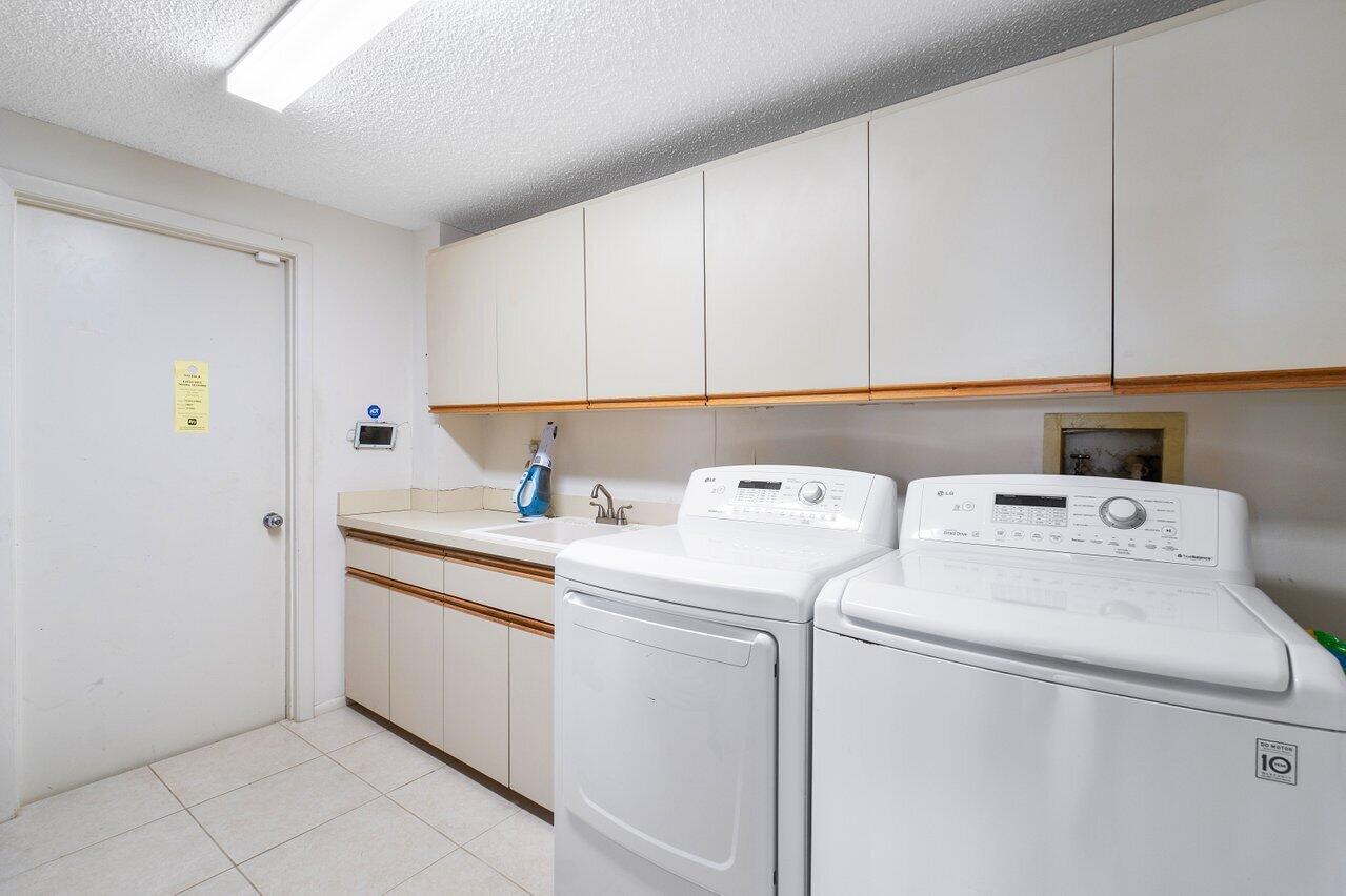 17570 Bocaire Way Boca Raton, FL 33487 - Photo 32 of 56 017-17570BocaireWay-BocaRaton-FL-33487-S