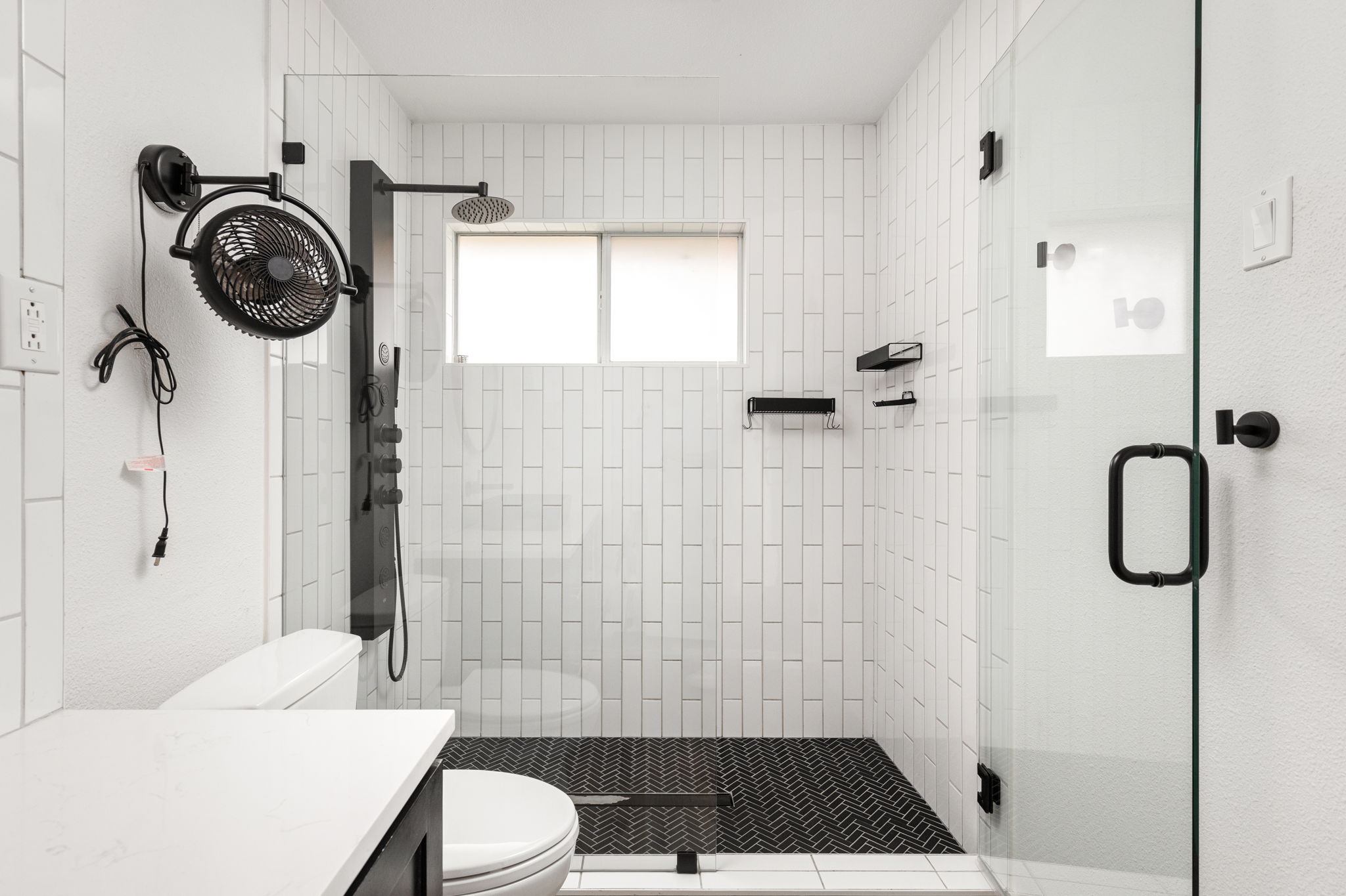 612 Meadowbrook Drive Georgetown, TX 78628 - Photo 21 of 35 Bathroom featuring vanity and a shower stall
