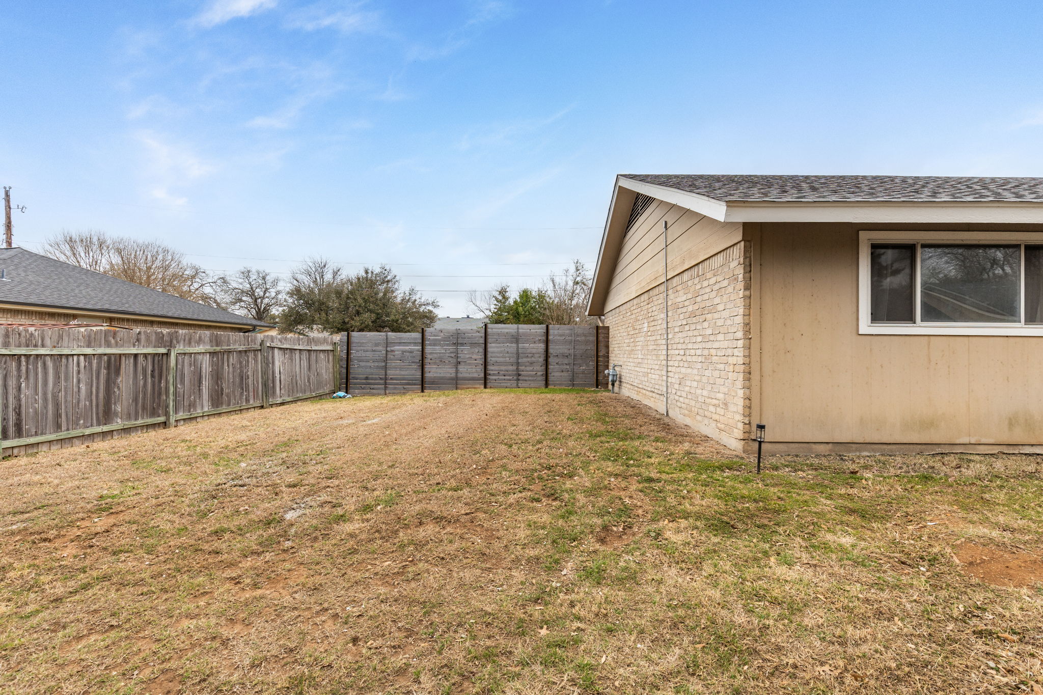 612 Meadowbrook Drive Georgetown, TX 78628 - Photo 34 of 35 View of fenced backyard