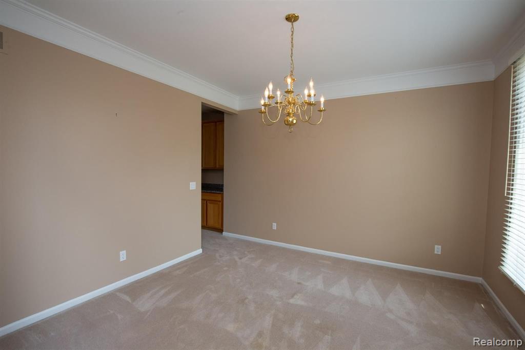 4040 Holly Lane Rochester, MI 48306 - Photo 9 of 63