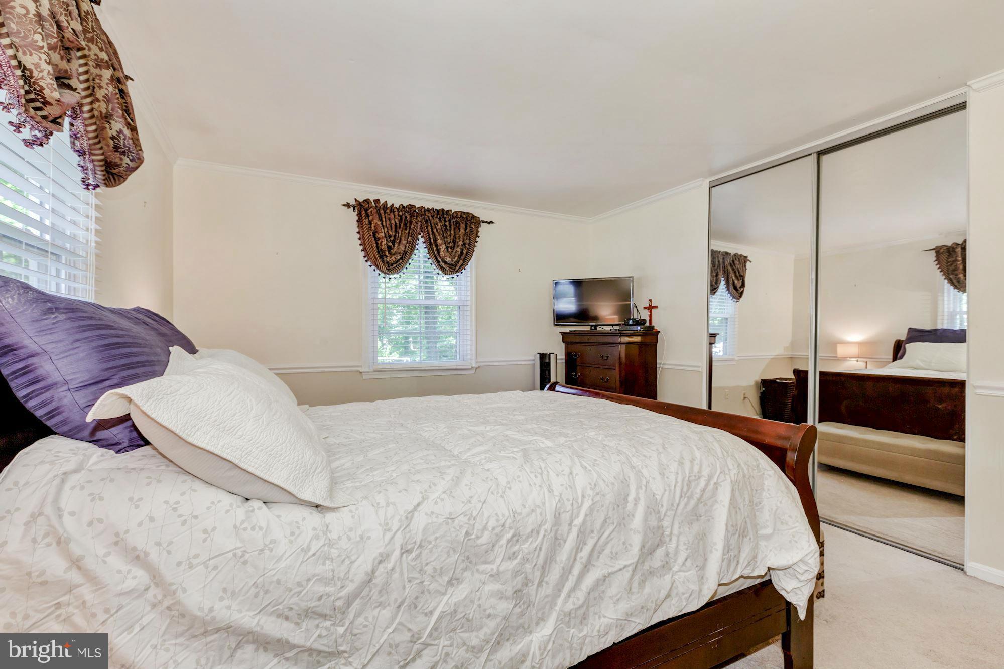 13244 Sturbridge Road Woodbridge, VA 22192 - Photo 15 of 26 Bedroom