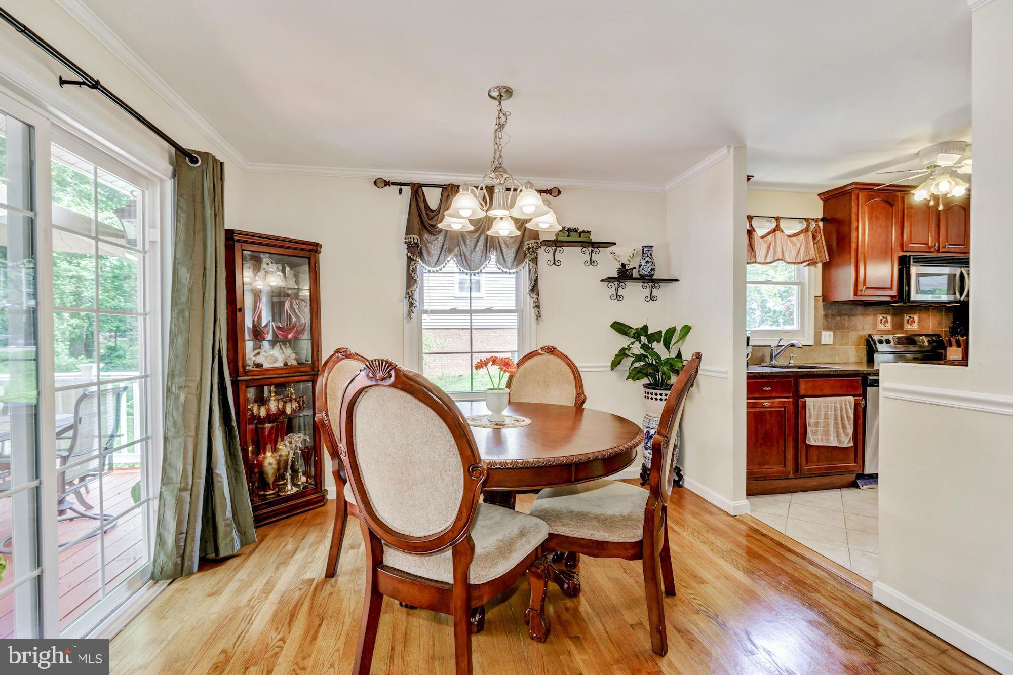 13244 Sturbridge Road Woodbridge, VA 22192 - Photo 18 of 26 Dining Room