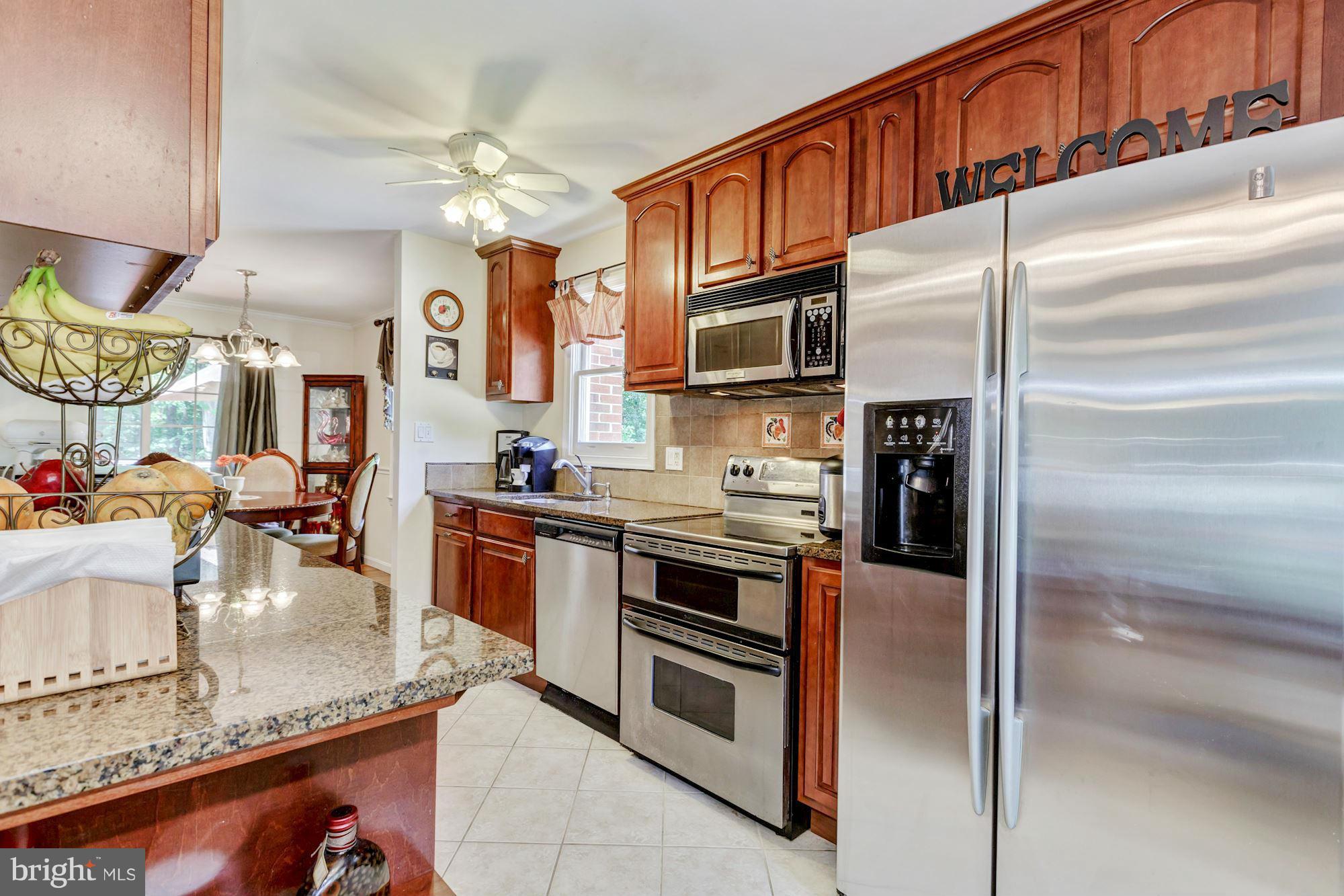 13244 Sturbridge Road Woodbridge, VA 22192 - Photo 21 of 26 Kitchen