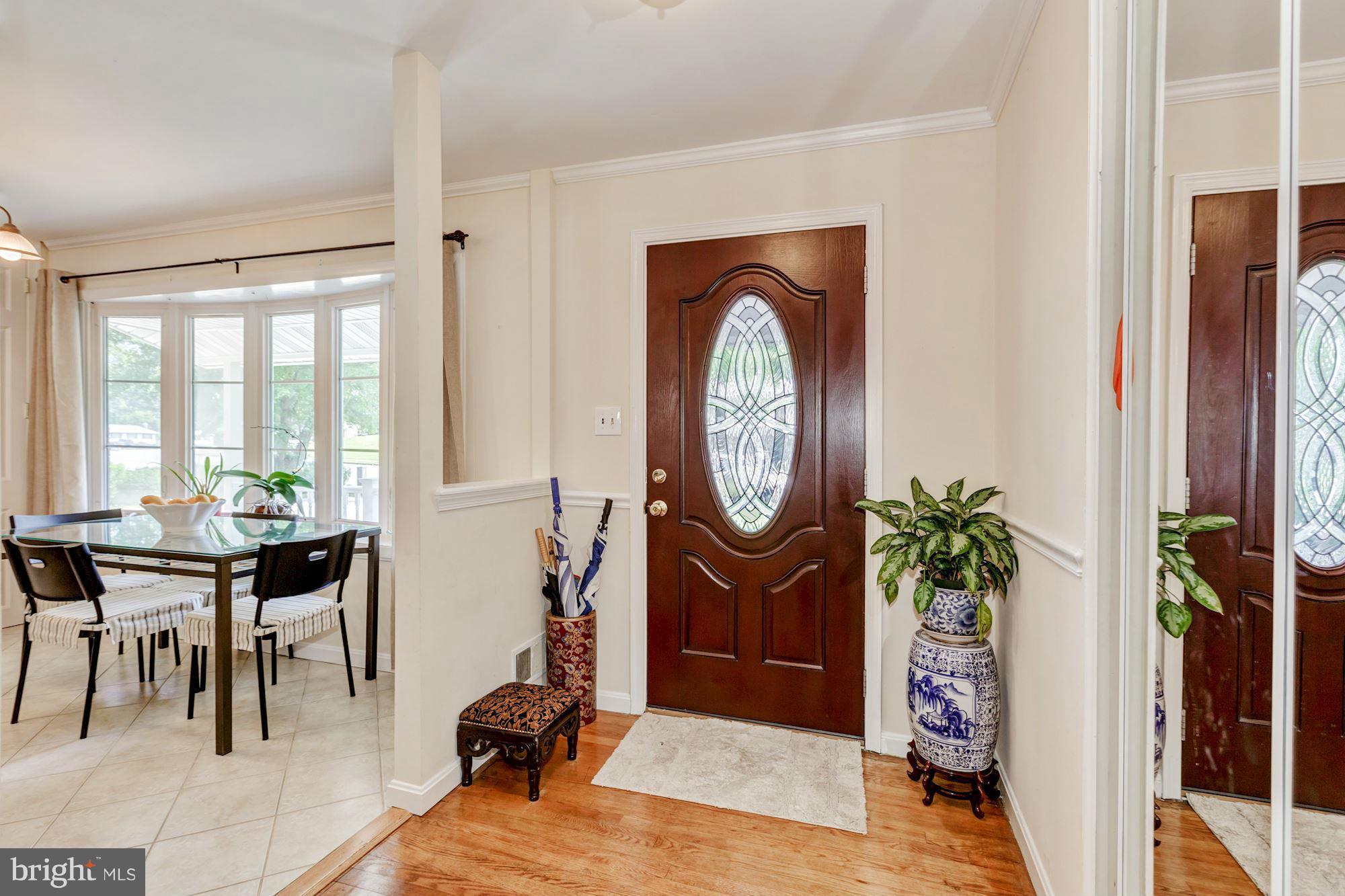 13244 Sturbridge Road Woodbridge, VA 22192 - Photo 4 of 26 Interior (General)