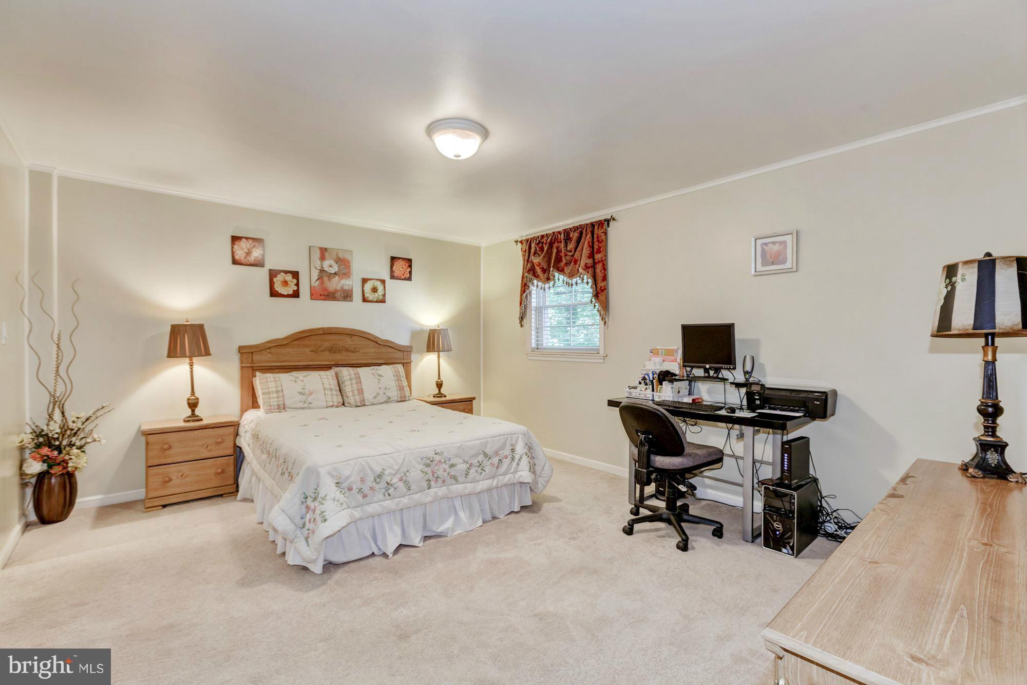 13244 Sturbridge Road Woodbridge, VA 22192 - Photo 9 of 26 Bedroom