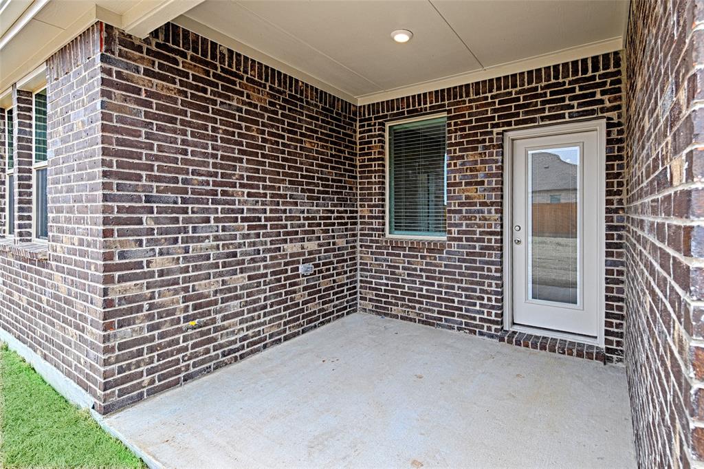 2427 Grapevine Way Celina, TX 75009 - Photo 36 of 38