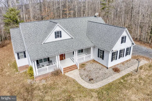 $875,000 | 3279 Ridgeview Road, Reva, VA 22735