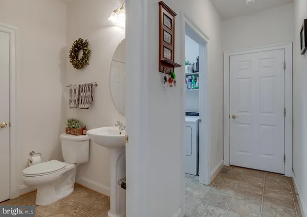 $875,000 | 3279 Ridgeview Road, Reva, VA 22735