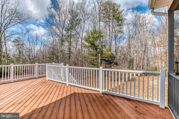 $875,000 | 3279 Ridgeview Road, Reva, VA 22735