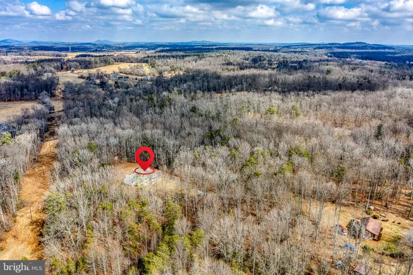 $875,000 | 3279 Ridgeview Road, Reva, VA 22735