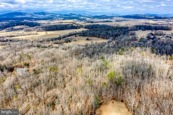 $875,000 | 3279 Ridgeview Road, Reva, VA 22735