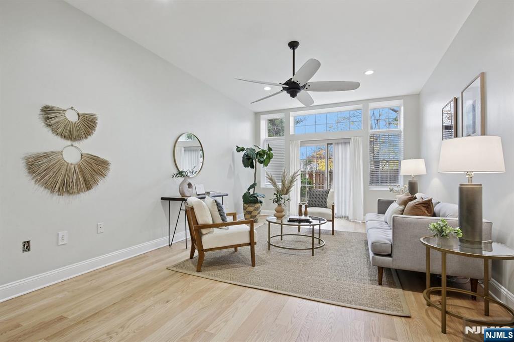 186 Walnut Street, Unit 114 Bloomfield, NJ 07003 - Photo 9 of 30 a living room with furniture