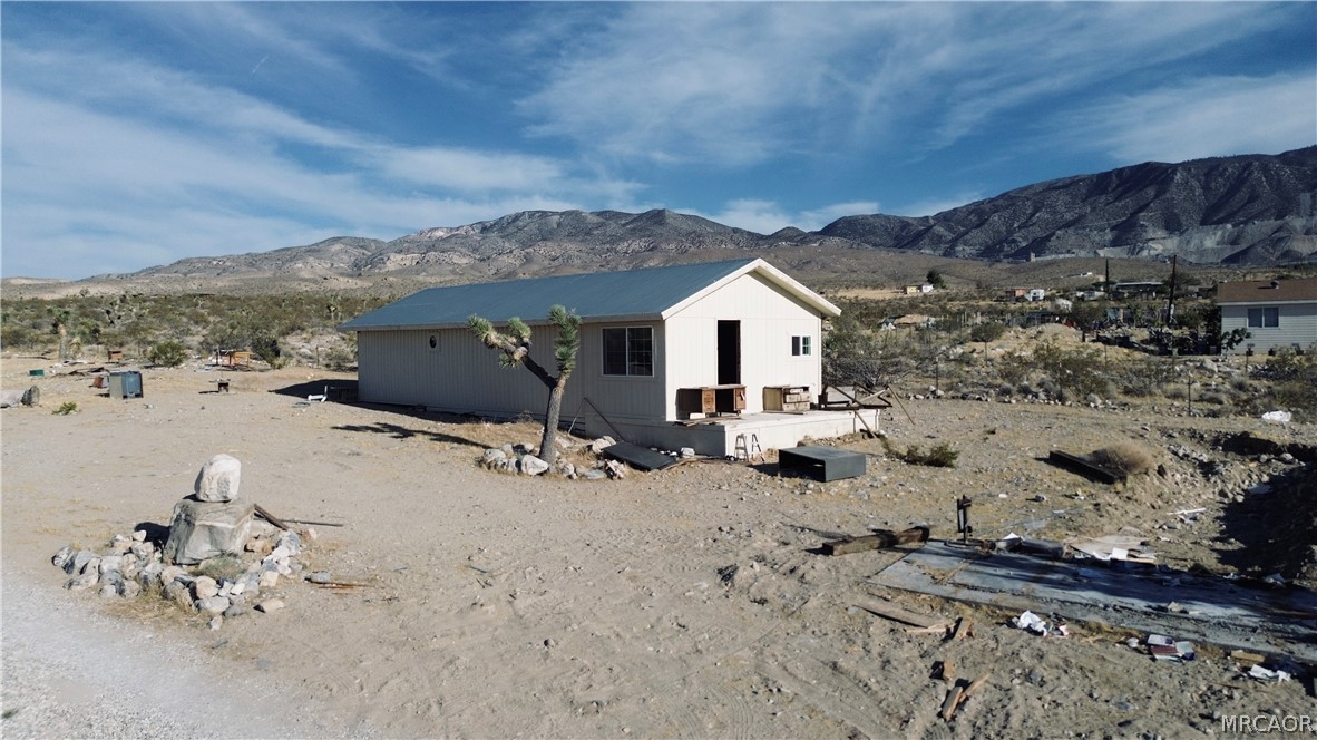 7535 Camp Rock Road Lucerne Valley, CA 92356 - Photo 13 of 20