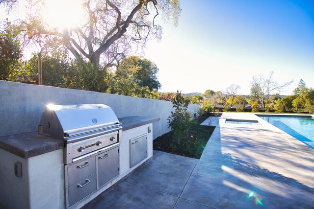 $6,850,000 | 2160 Greenways Drive, Woodside, CA 94062