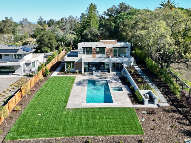 $6,850,000 | 2160 Greenways Drive, Woodside, CA 94062