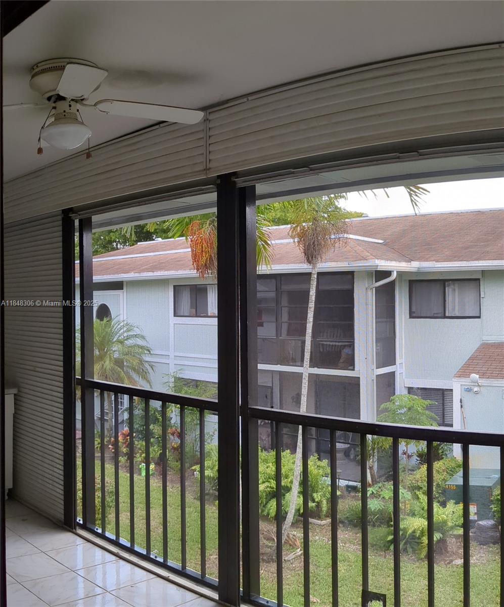 917 Northeast 199th Street, Unit 206 Miami, FL 33179 - Photo 16 of 19
