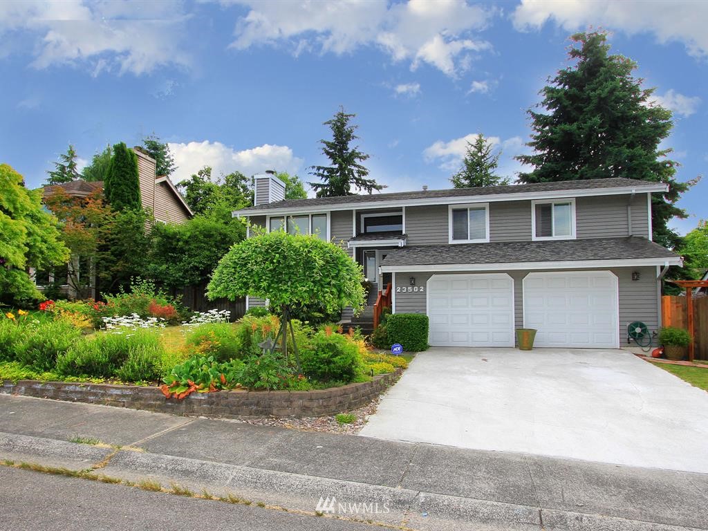 23502 22nd Avenue Southeast Bothell, WA 98021 - Photo 3 of 25 Gallery Image 3
