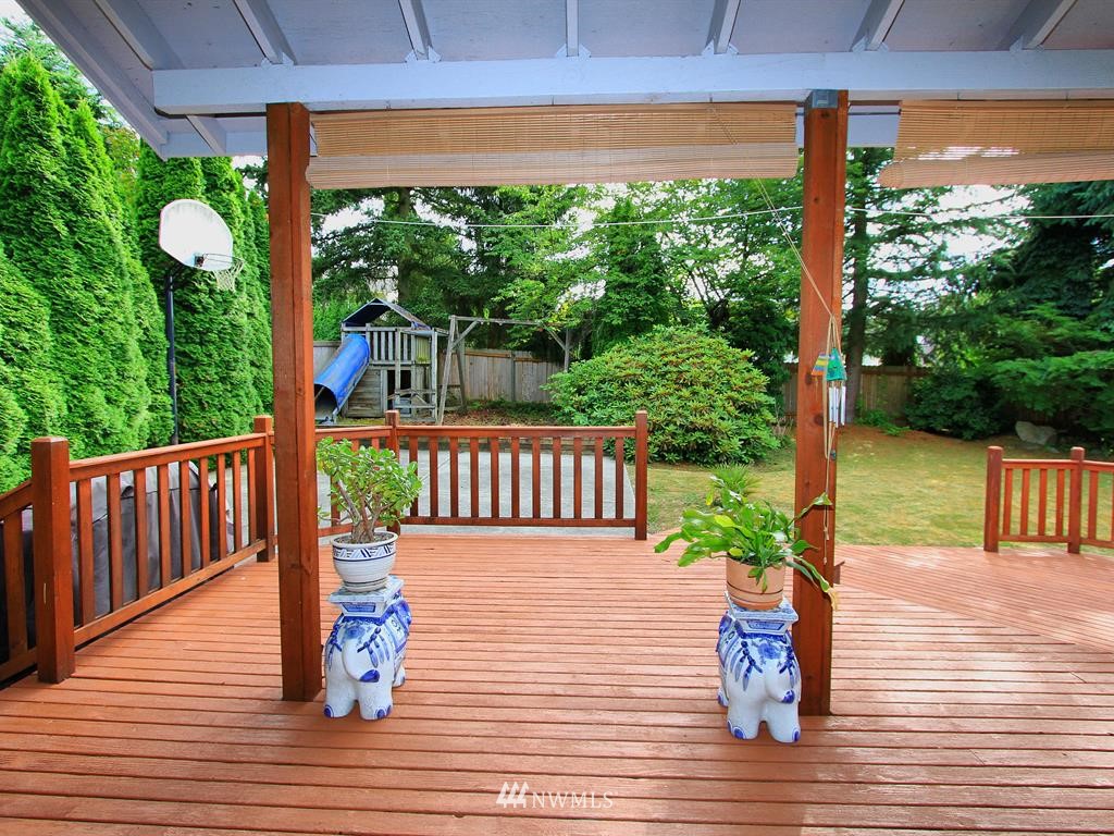 23502 22nd Avenue Southeast Bothell, WA 98021 - Photo 21 of 25 Gallery Image 21