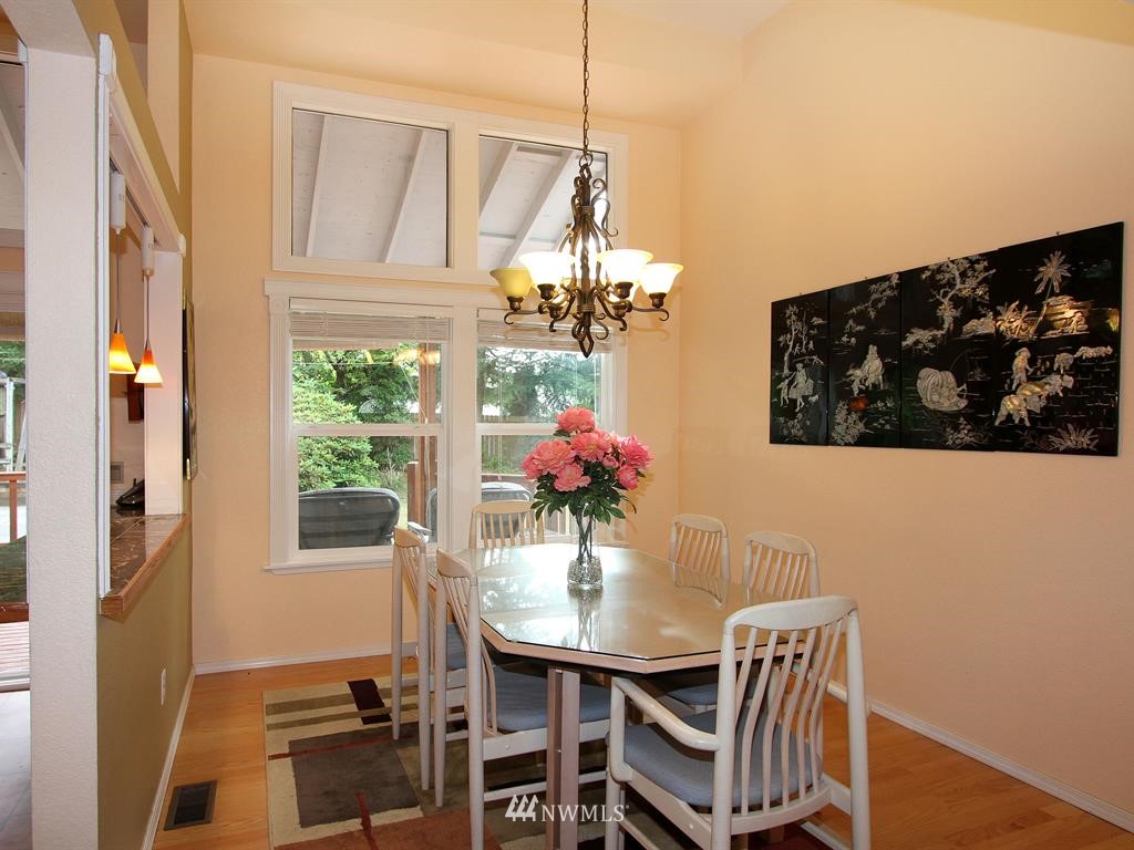 23502 22nd Avenue Southeast Bothell, WA 98021 - Photo 8 of 25 Gallery Image 8