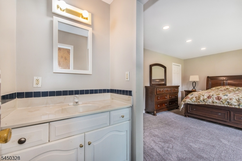 26 Countryside Road Columbia, NJ 07832 - Photo 20 of 32 Gallery Image 20