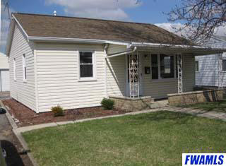 1122 West Marshall Street Decatur, IN 46733 - Photo 2 of 3