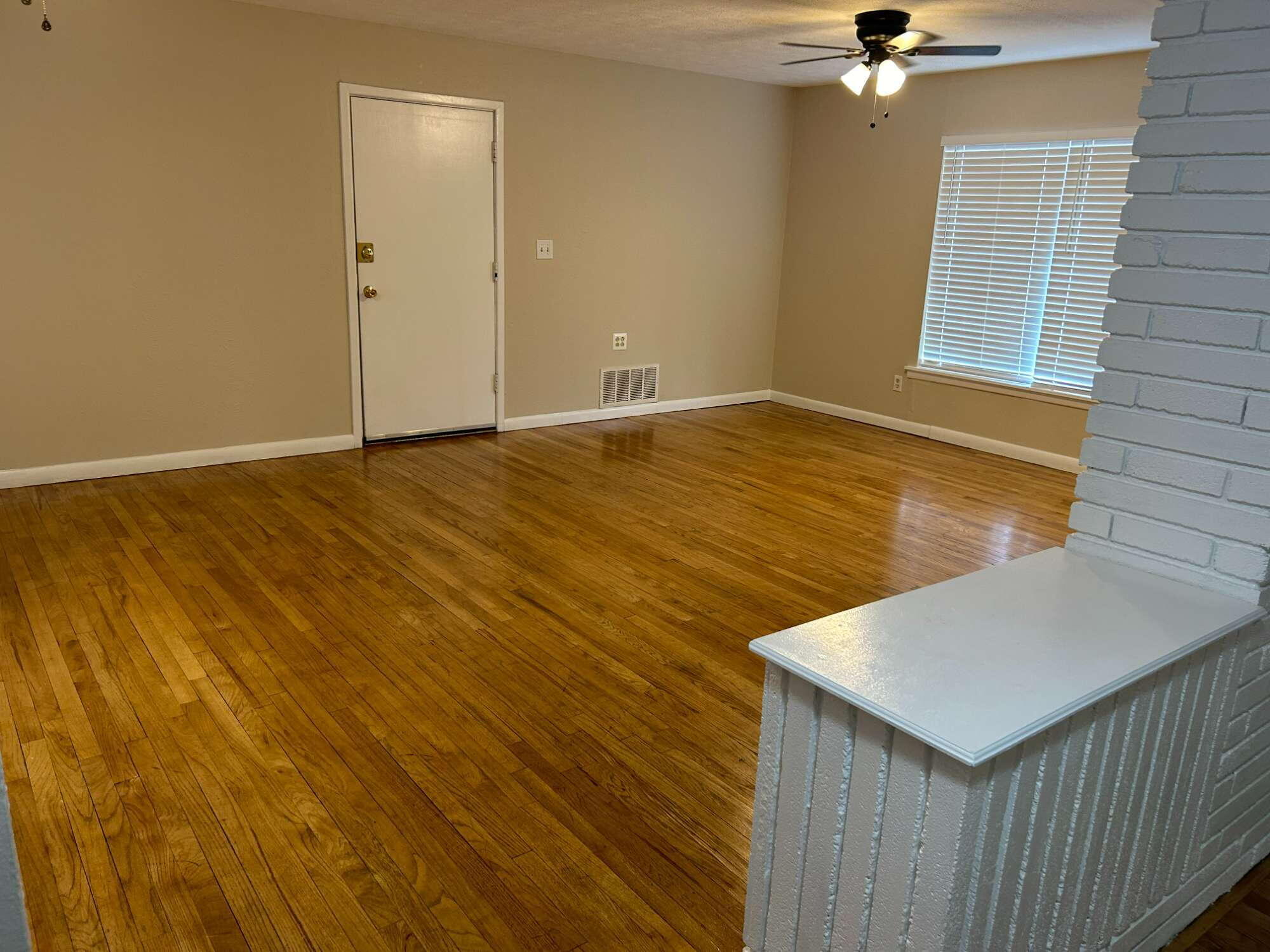 3416 38th Street Lubbock, TX 79413 - Photo 3 of 15 IMG_4793