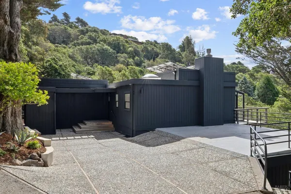 $2,350,000 | 321 Pine Hill Road, Mill Valley, CA 94941