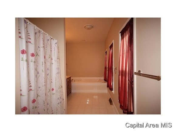 1521 East Barber Road Sherman, IL 62684 - Photo 18 of 24 Gallery Image 18