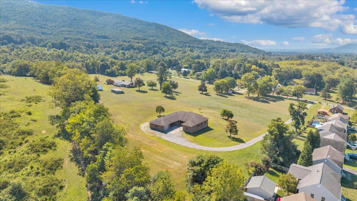 1320 Beaumont Road Roanoke, VA 24019 - Photo 54 of 54 42-DJI_20260903105215_0106_D