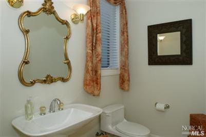 115 Gable Court San Rafael, CA 94903 - Photo 3 of 12 Guest Bath located directly behind Living Room