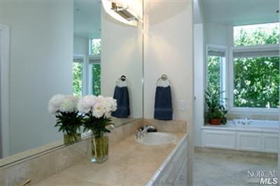115 Gable Court San Rafael, CA 94903 - Photo 8 of 12 Gallery Image 8