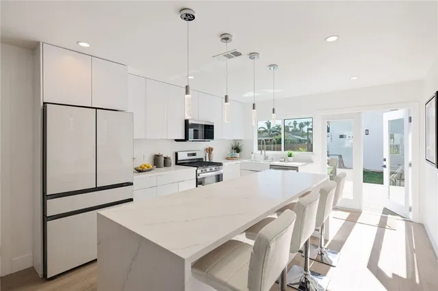 $1,455,000 | 1544 West 215th Street, Torrance, CA 90501