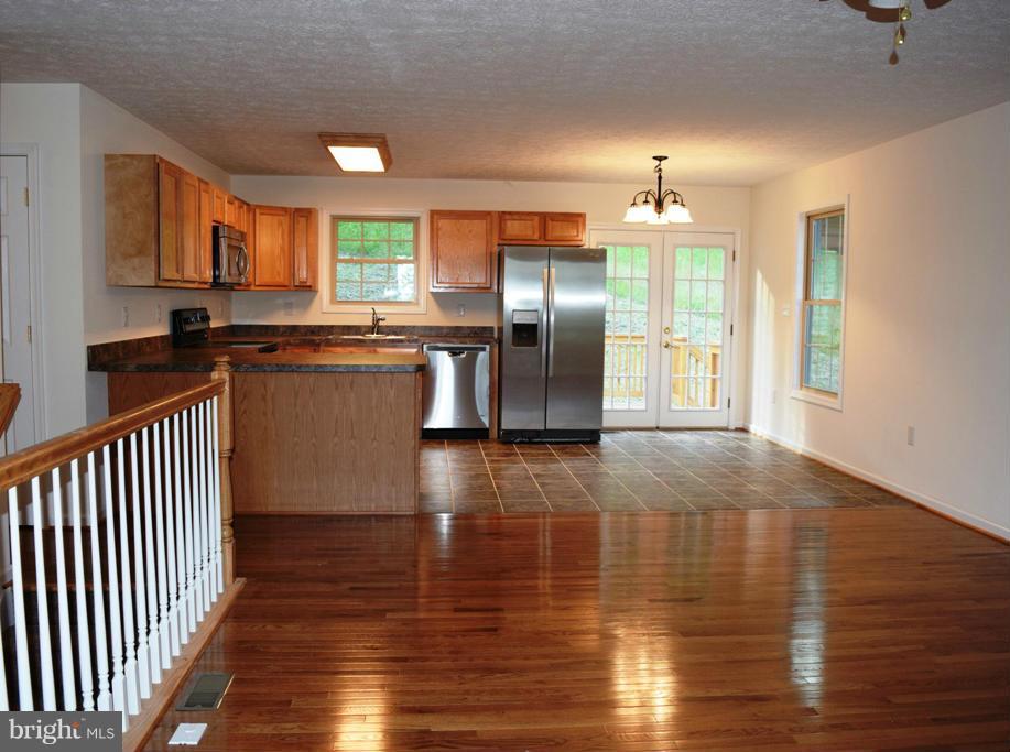1475 Drummer Hill Road Front Royal, VA 22630 - Photo 4 of 27 Interior (General)