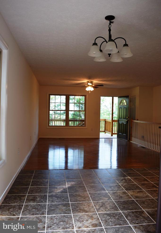 1475 Drummer Hill Road Front Royal, VA 22630 - Photo 8 of 27 Interior (General)