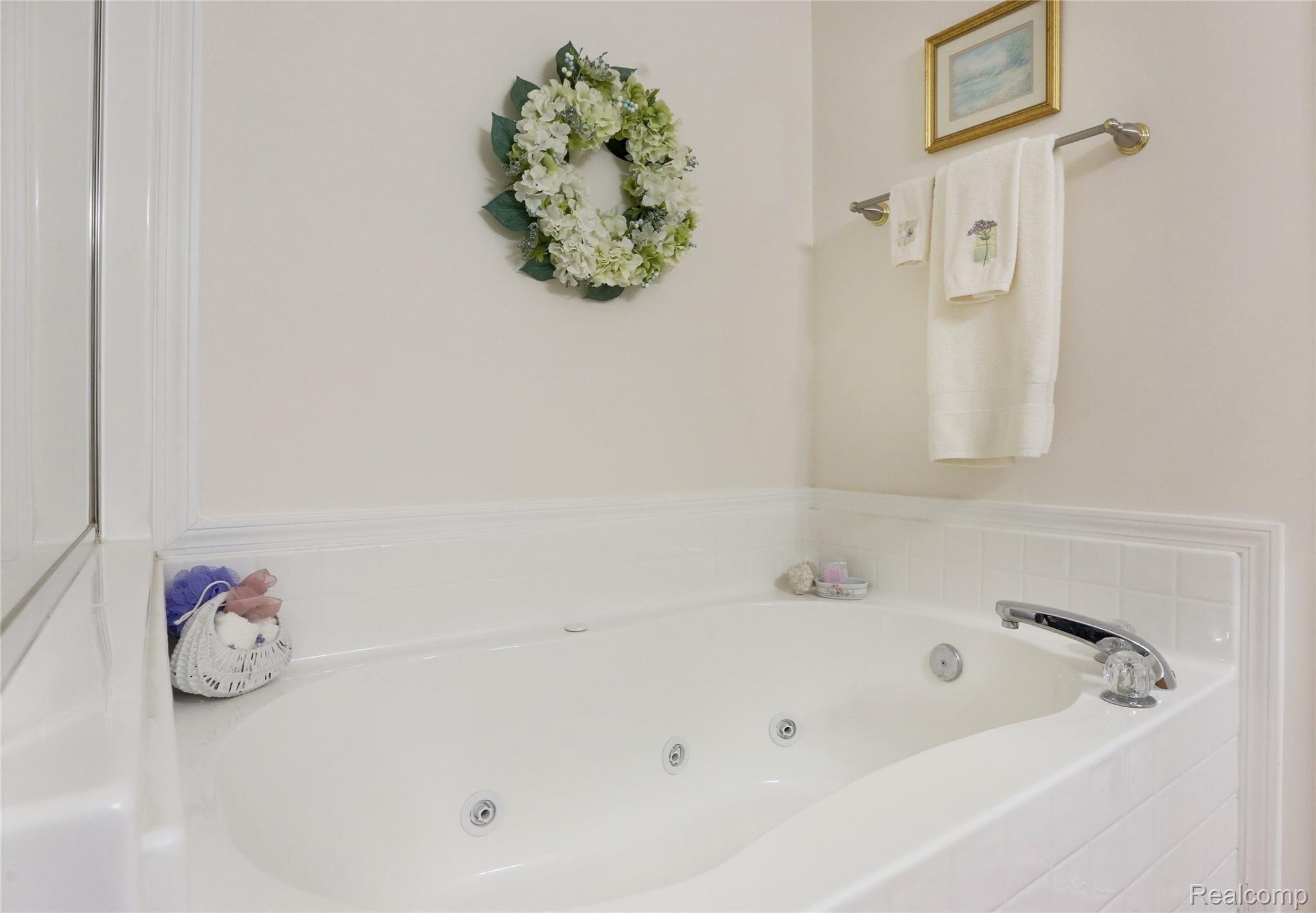 313 Rustic Trail Linden, MI 48451 - Photo 16 of 24 0I0A9119.jpeg