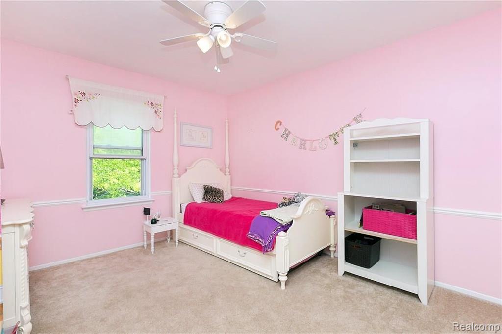 623 Bolinger Street Rochester Hills, MI 48307 - Photo 22 of 36