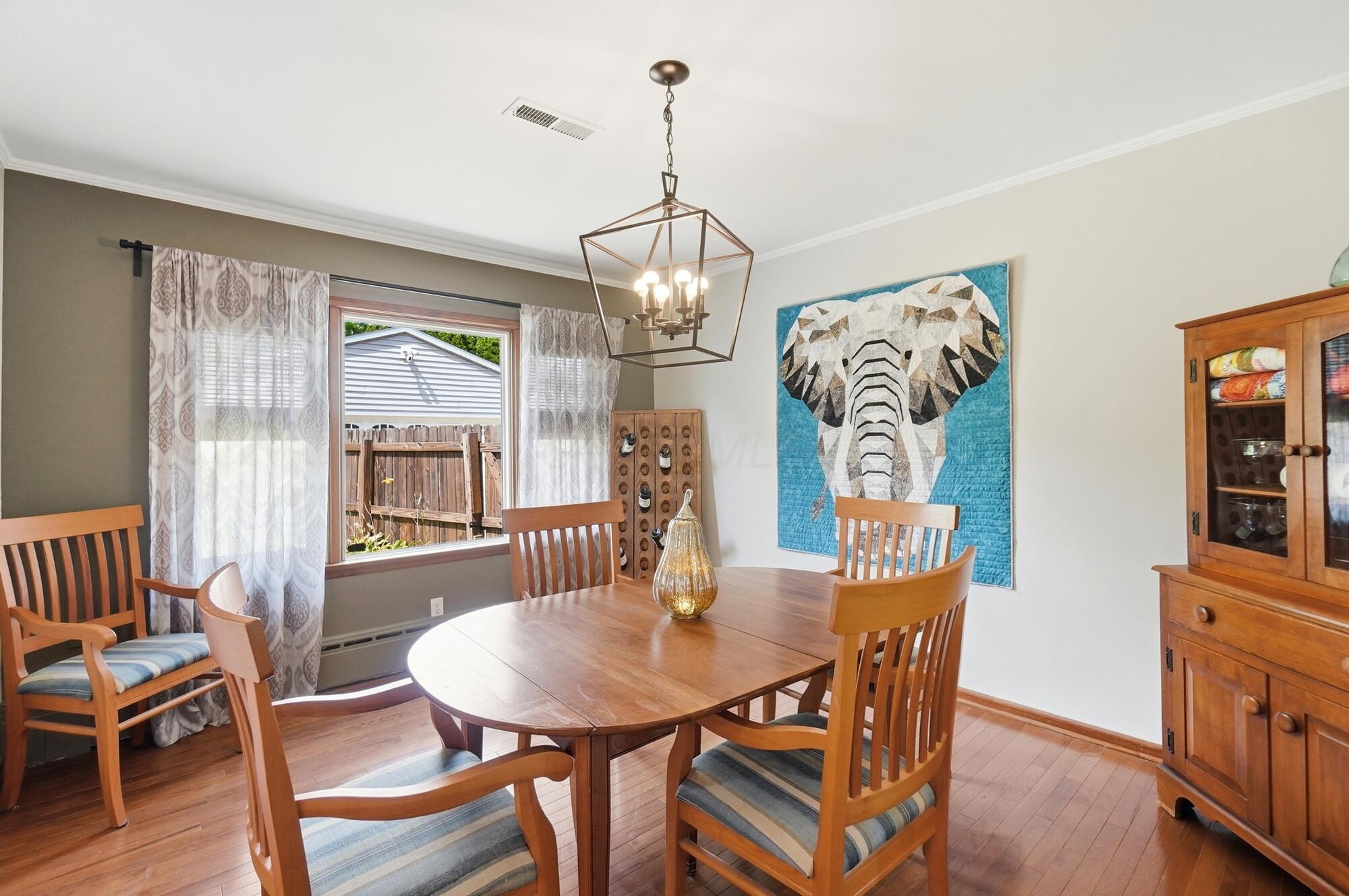 622 East Beaumont Road Columbus, OH 43214 - Photo 14 of 56 Dining Room
