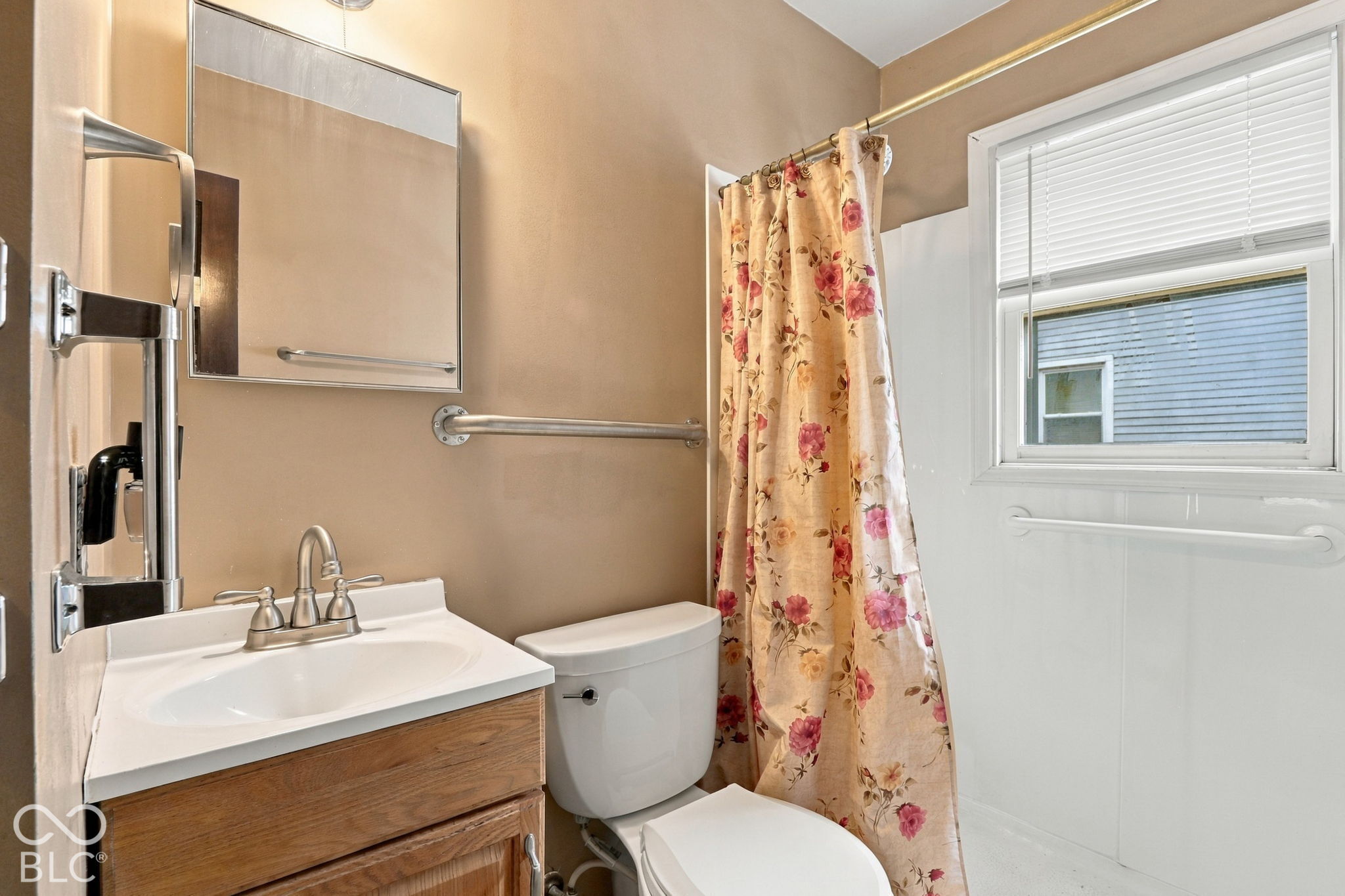 4541 Brookville Road Indianapolis, IN 46201 - Photo 19 of 35 Gallery Image 19
