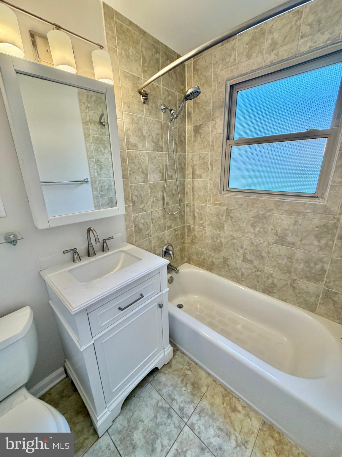 4635 20th Road North, Unit 5 Arlington, VA 22207 - Photo 17 of 20 Gallery Image 17