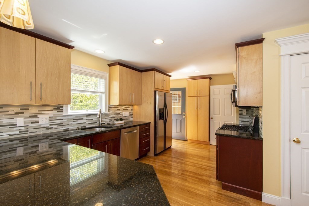 5 State Park Road, Unit 2 Hull, MA 02045 - Photo 12 of 31