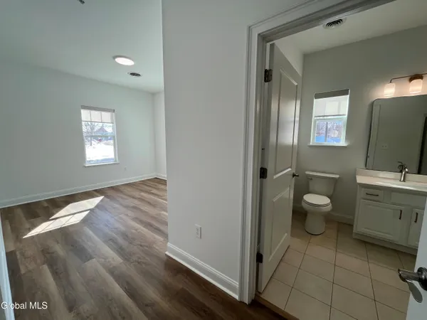 $2,492 | 60 Weibel Avenue, Unit 9SR104, Saratoga Springs, NY 12866