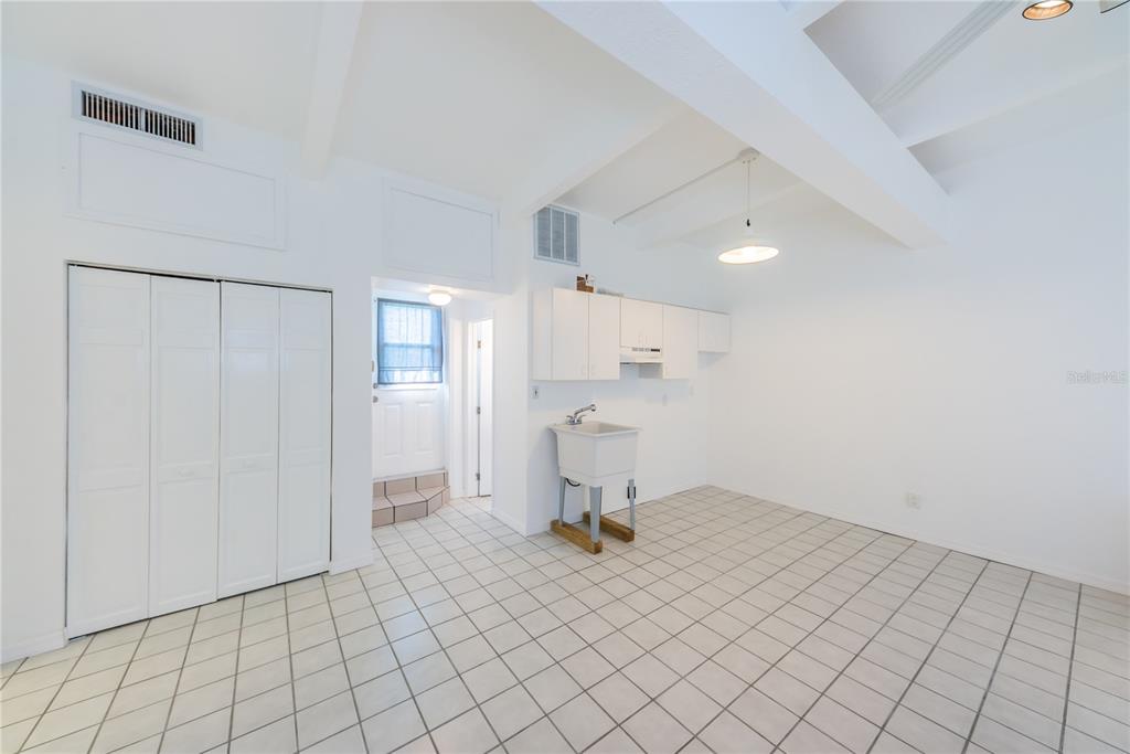 16014 4th Street East Redington Beach, FL 33708 - Photo 26 of 40 Gallery Image 26