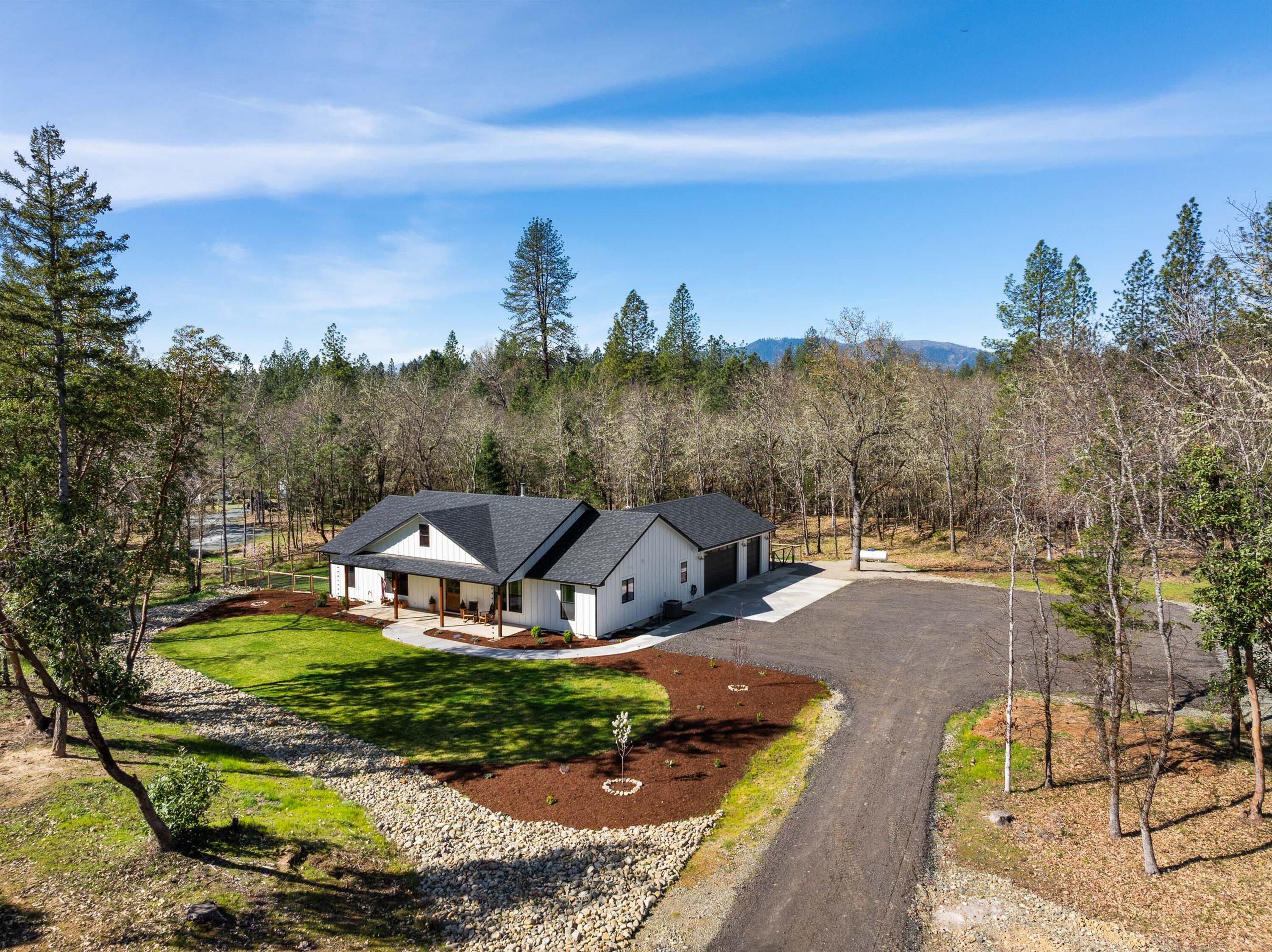 1398 Ellison Loop Merlin, OR 97532 - Photo 39 of 45 Gallery Image 39
